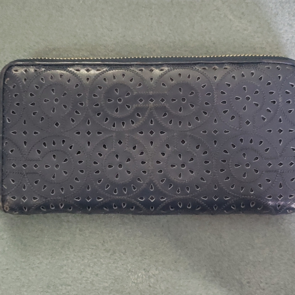 Coach Wallet - Picture 2 of 8